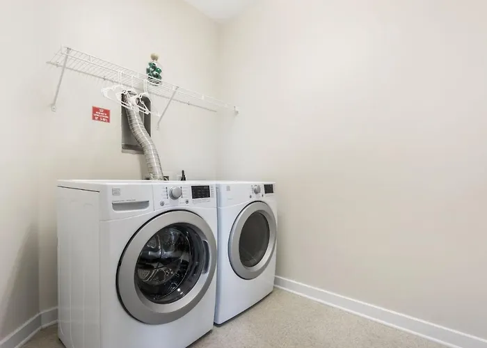 Luxury Lofted 1 Bed Unit With Hot Tub And Pool * Columbus