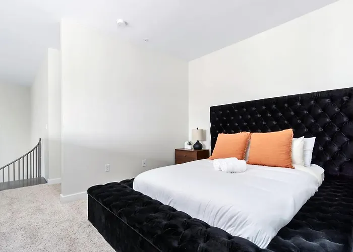 Apartment Luxury Lofted 1 Bed Unit With Hot Tub And Pool Columbus