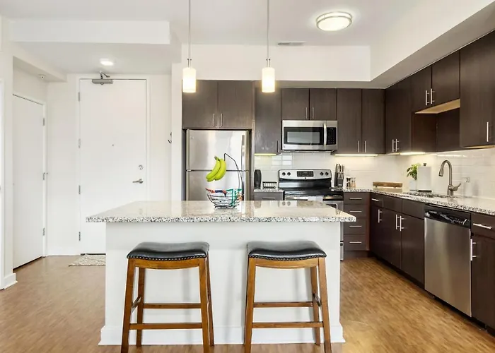 Luxury Lofted 1 Bed Unit With Hot Tub And Pool *