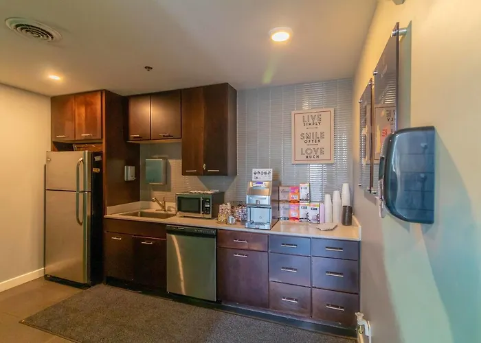 Luxury Lofted 1 Bed Unit With Hot Tub And Pool * Columbus